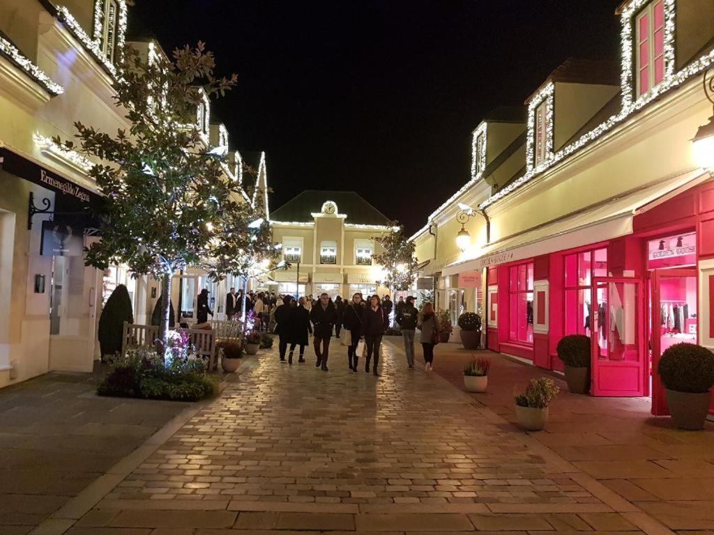 Disney 3 Mn, 14 People , 4 Bedrooms, 2 Parkings Prives シェシー エクステリア 写真